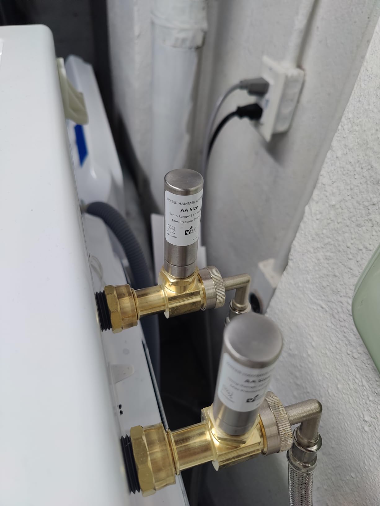 (Pack of 2) EFIELD S-241 Stainless Steel Water Hammer Arrestor For Washing Machine, 3/4 Inch Swivel FHT x 3/4 Inch MHT,(HAMMER020-2PCS) Customer Review (Pack of 2) EFIELD S-241 Stainless Steel Water Hammer Arrestor For Washing Machine, 3/4 Inch Swivel FHT x 3/4 Inch MHT,(HAMMER020-2PCS) - Customer Photo 1