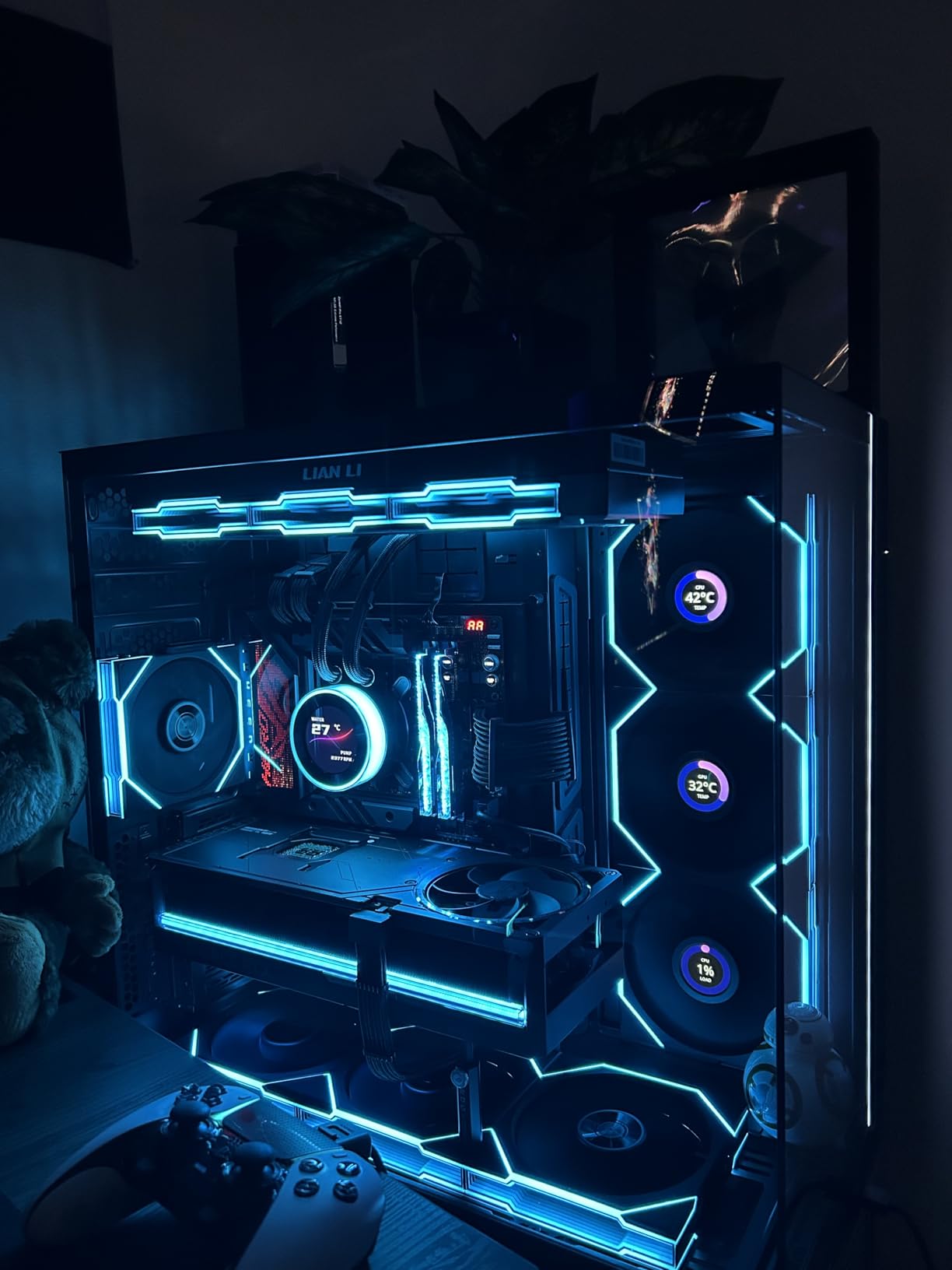 ASUS TUF GeForce RTX® 4090 OC Edition Gaming Graphics Card (PCIe 4.0, 24GB GDDR6X, HDMI 2.1a, DisplayPort 1.4a) - Customer Photo 2