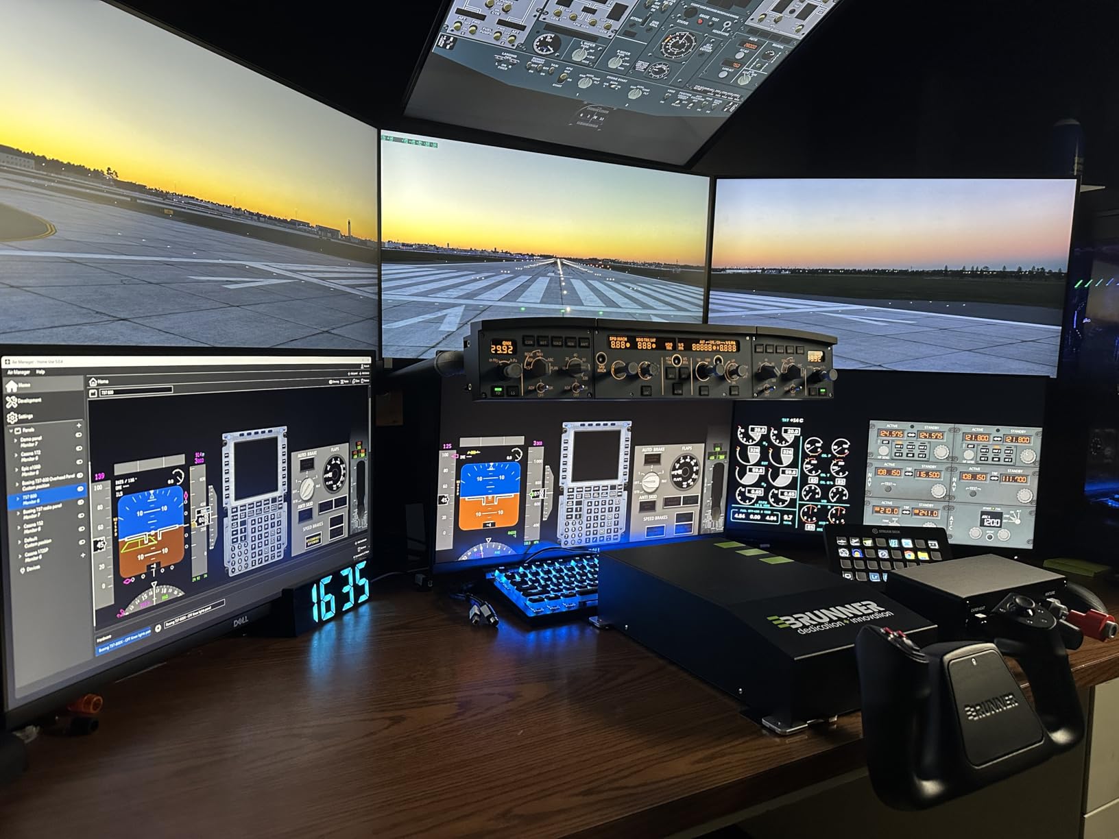 ASUS TUF GeForce RTX® 4090 OC Edition Gaming Graphics Card (PCIe 4.0, 24GB GDDR6X, HDMI 2.1a, DisplayPort 1.4a) - Customer Photo 3