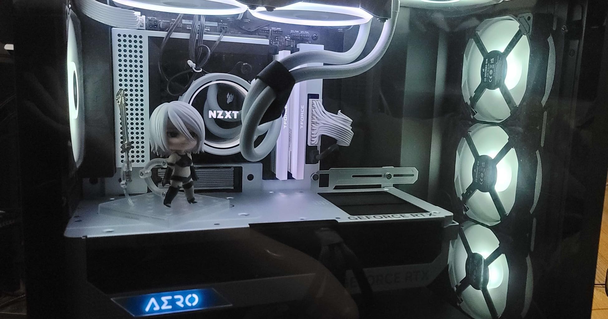 Gigabyte GeForce RTX 4090 Gaming OC 24GB Graphics Card - 24GB GDDR6X, PCI-E 4.0, Core 2535Mhz, RGB Fusion, Anti-sag Bracket, Metal Back Plate, DP 1.4, HDMI 2.1a, NVIDIA DLSS 3, GV-N4090GAMING OC-24GD - Customer Photo 1