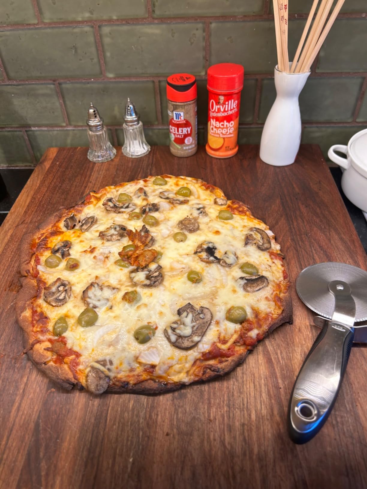 Pillsbury Thin and Crispy Pizza Crust Dough, 8 oz - Customer Photo 1