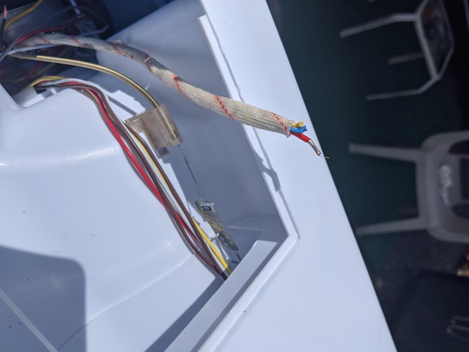 Pyle Compact Home Washer & Dryer, 2 in 1 Portable Mini Washing Machine, Twin Tubs, 11lbs. Capacity, 110V, Spin Cycle w/Hose, Translucent Tub Container Window, Ideal for Smaller Laundry Loads, Gray - Customer Photo 2