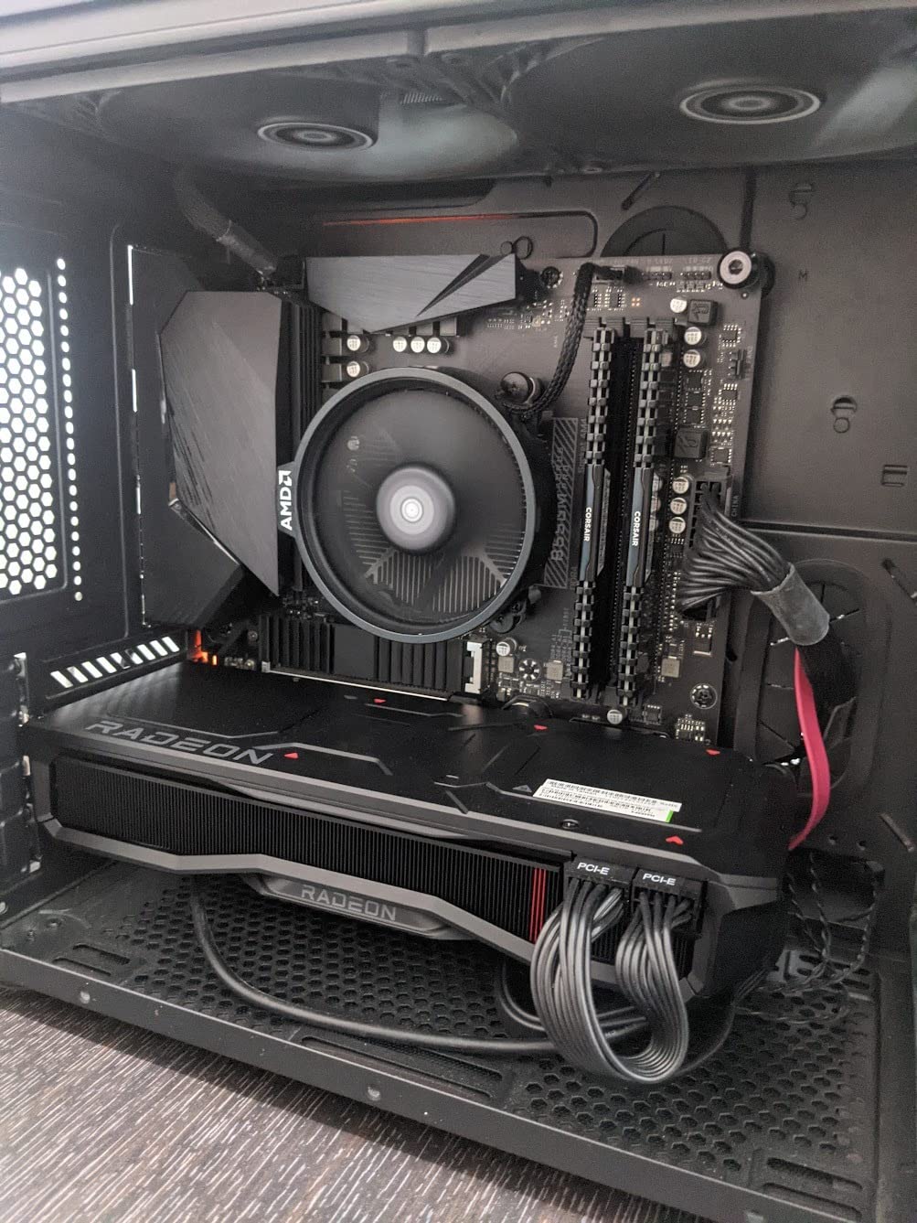 Sapphire 21323-01-20G AMD Radeon RX 7900 XT Gaming Graphics Card with 20GB GDDR6, AMD RDNA 3, Black - Customer Photo 1