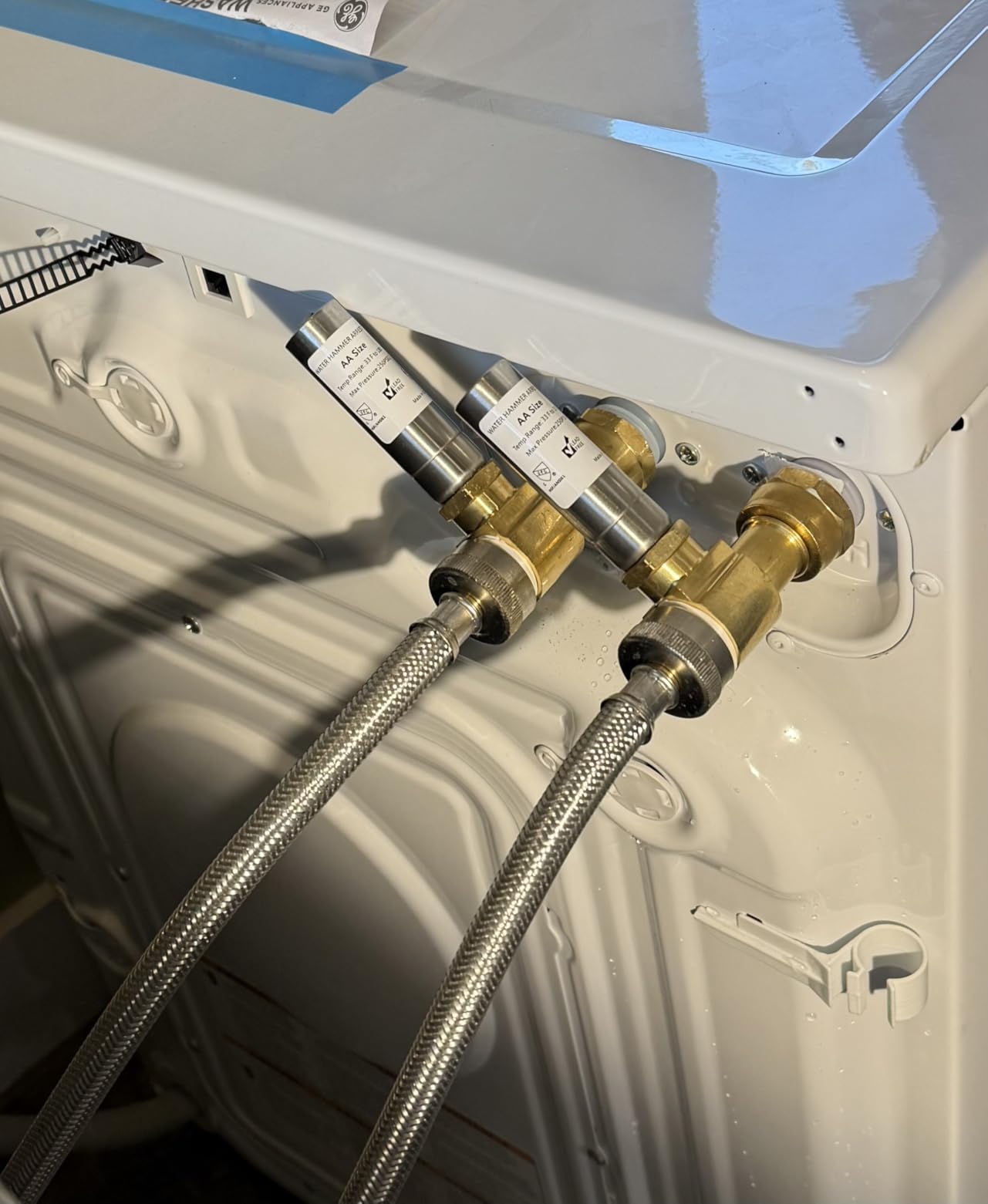 SUNGATOR Washing Machine Water Hammer Arrestor, 3/4 Inch MHT x 3/4 Inch FHT, Stainless Steel Straight Water Hammer Arrestor to Stop Pipe Shock, A Sealing Tape Include (2-Pack) Customer Review SUNGATOR Washing Machine Water Hammer Arrestor, 3/4 Inch MHT x 3/4 Inch FHT, Stainless Steel Straight Water Hammer Arrestor to Stop Pipe Shock, A Sealing Tape Include (2-Pack) - Customer Photo 1