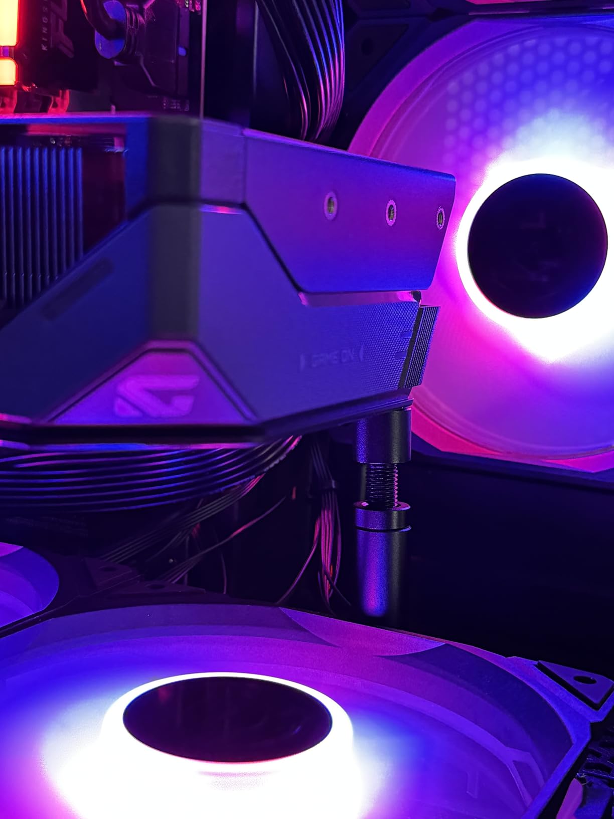 Graphics Card GPU Support Bracket: GPU Sag Bracket Video Card Stand GPU Holder Graphics Card Support - Customer Photo 3