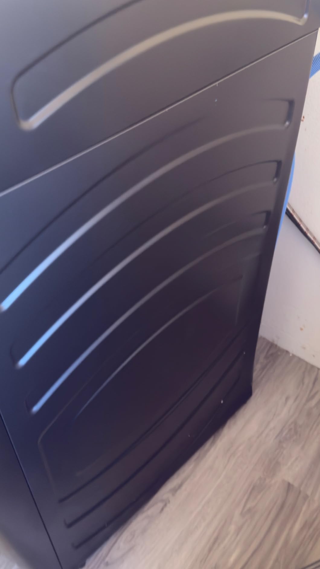 GE Profile PFQ97HSPVDS 28 Inch Smart Front Load Washer/Dryer Combo with 4.8 cu.ft. Capacity, 12 Wash Cycles, 14 Dryer Cycles Customer Review GE Profile PFQ97HSPVDS 28 Inch Smart Front Load Washer/Dryer Combo with 4.8 cu.ft. Capacity, 12 Wash Cycles, 14 Dryer Cycles - Customer Photo 2