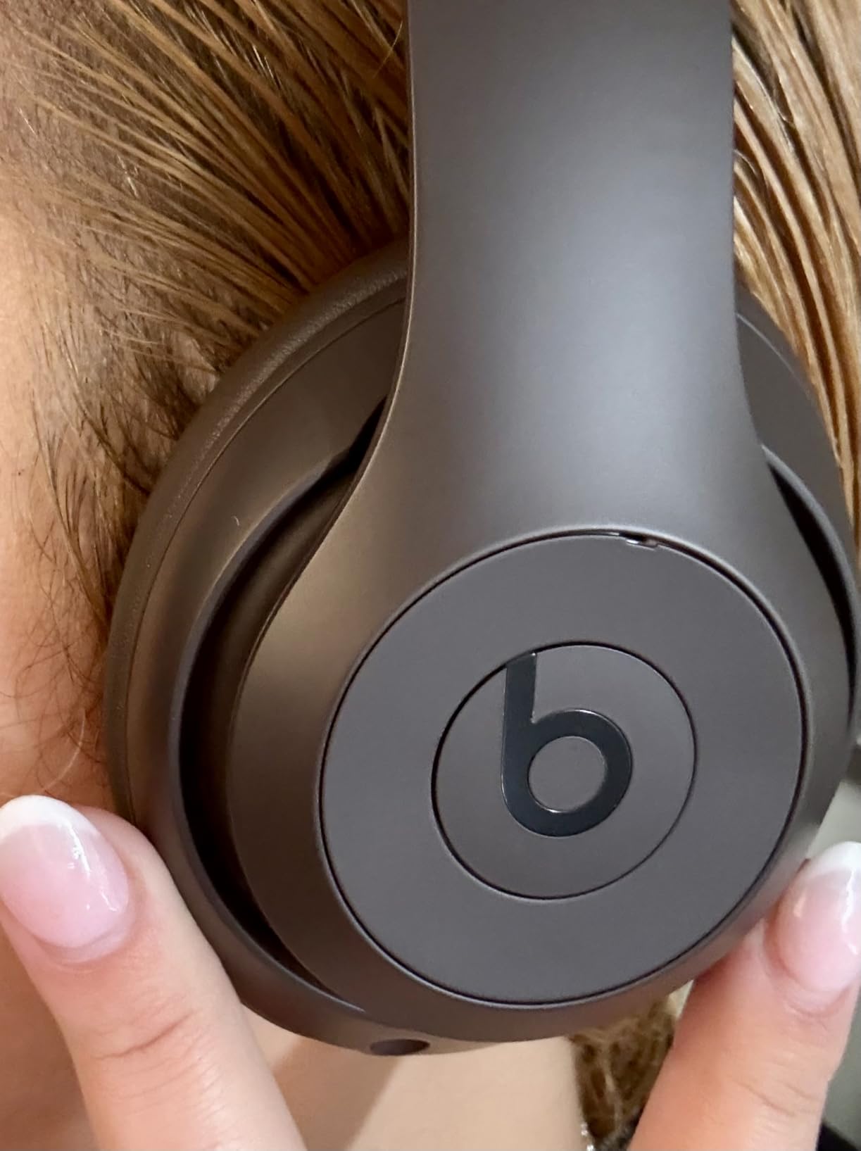 Beats Studio Pro - Wireless Bluetooth Noise Cancelling Headphones - Personalized Spatial Audio, USB-C Lossless Audio, Apple & Android Compatibility, Up to 40 Hours Battery Life - Sandstone - Customer Photo 1