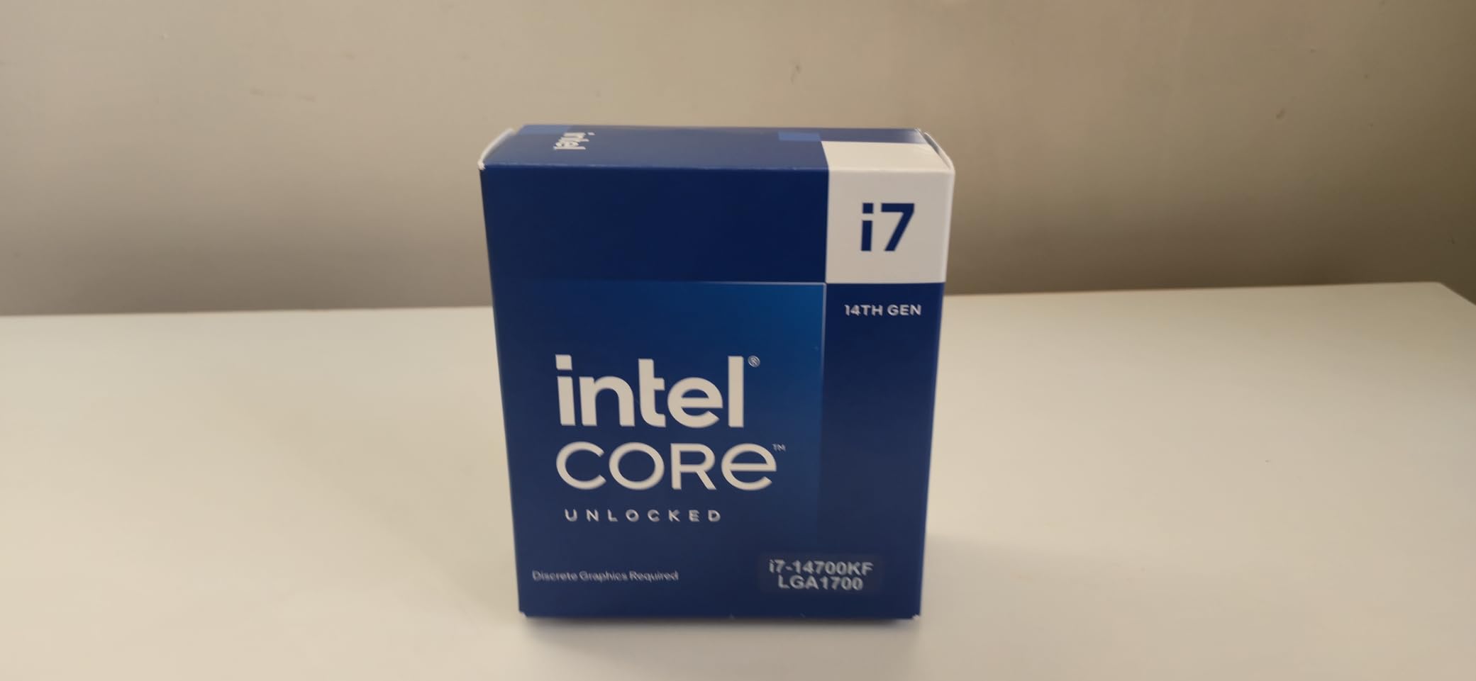 Intel Core i7-14700KF Gaming Desktop Processor 20 cores (8 P-cores + 12 E-cores) - Unlocked customer photo 1