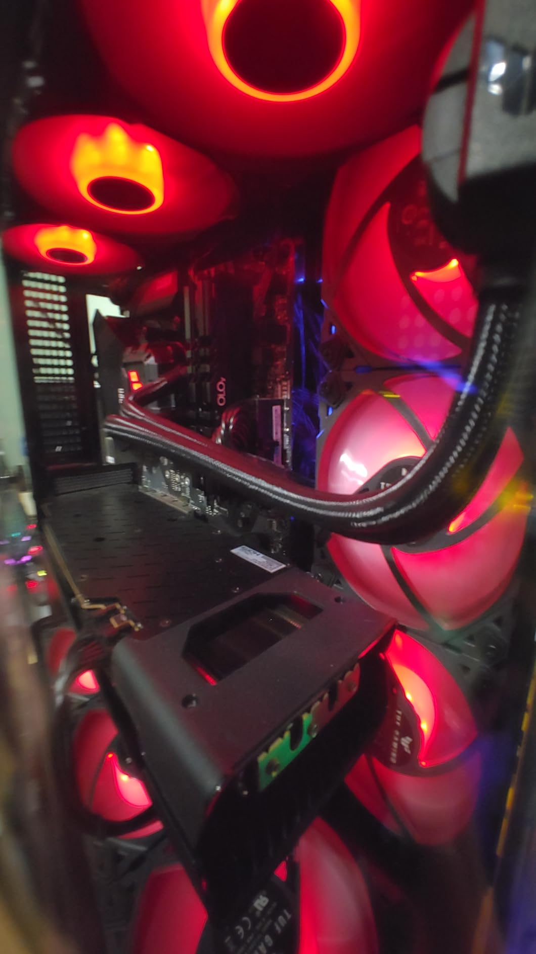 XFX Speedster MERC319 RX 7800 XT Black Gaming Graphics Card 16GB GDDR6 HDMI 3xDP, AMD RDNA 3 RX-78TMERCB9 - Customer Photo 1