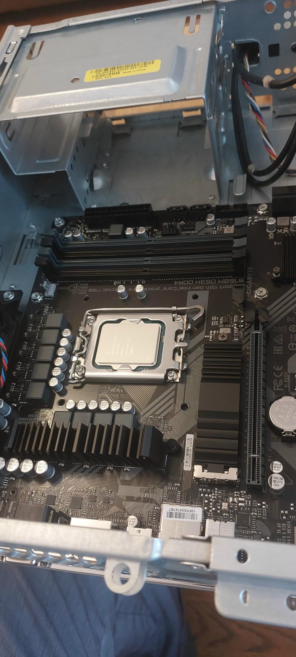 Intel® Core™ i3-14100 Desktop Processor 4 cores (4 P-cores + 0 E-cores) 4.7 GHz - Customer Photo 1