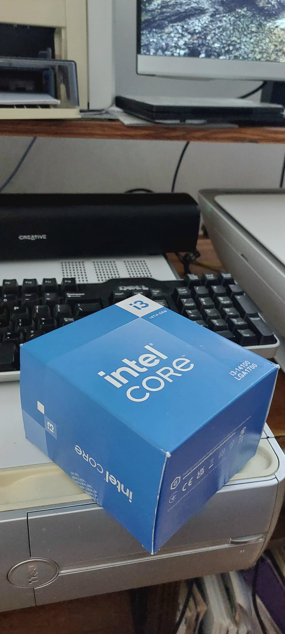 Intel® Core™ i3-14100 Desktop Processor 4 cores (4 P-cores + 0 E-cores) 4.7 GHz - Customer Photo 2