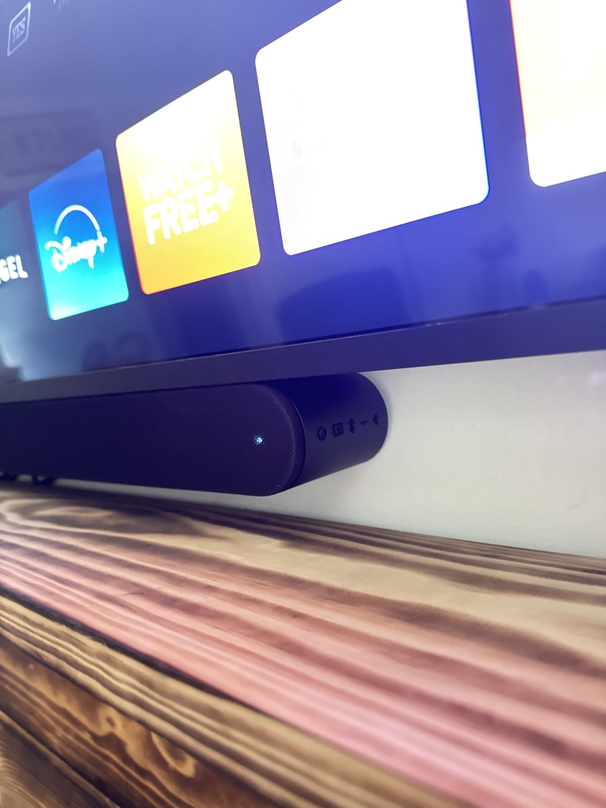 VIZIO 5.1 Soundbar SE, Wireless Subwoofer, Surround Sound w/Dolby Atmos & DTS:X, Bluetooth Speaker, QuickFit™ Compatible – SV510X-08 (New, 2024 Model) - Customer Photo 2