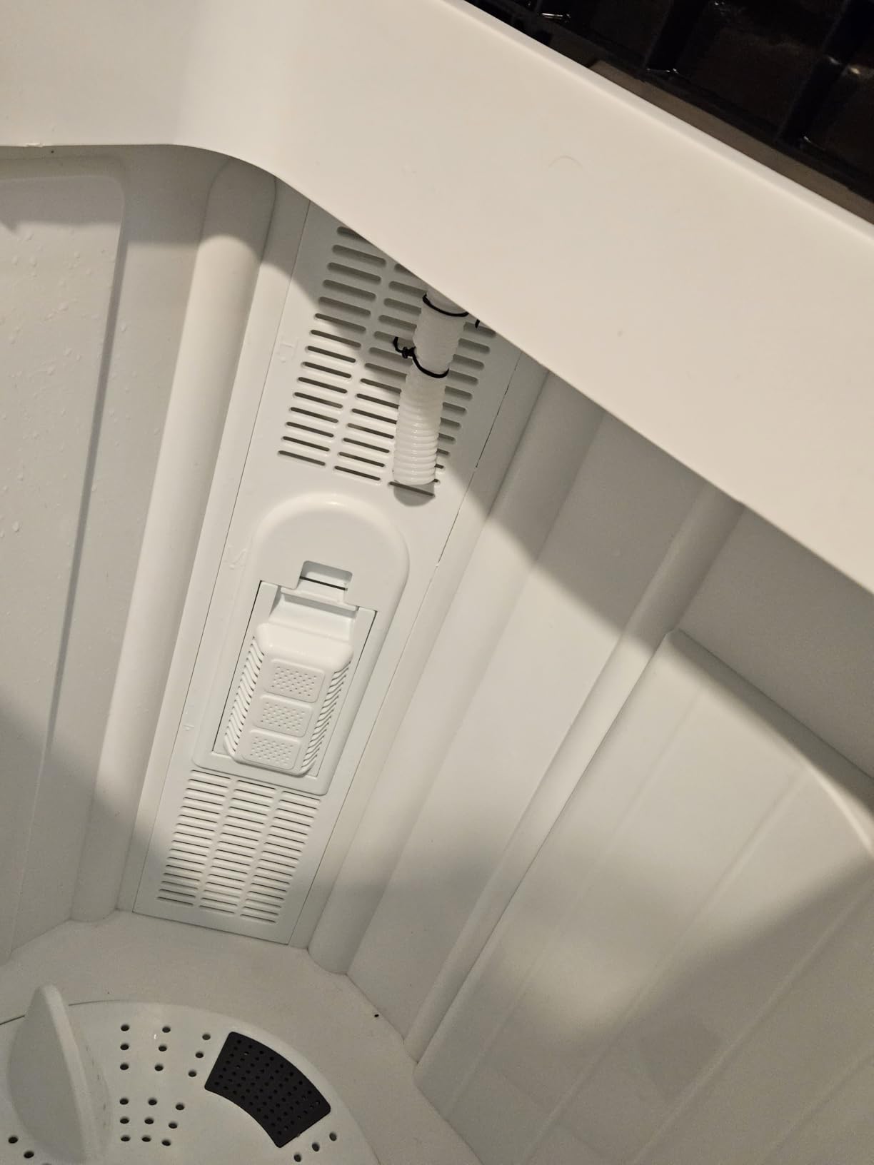 Nictemaw Portable Washing Machine 30Lbs Capacity Washer and Dryer Combo 2 In 1 Compact Twin Tub Laundry Washer (19Lbs) & Spinner (11Lbs) with Built-in Drain Pump, Time Control, for Apartment Dorms RV Customer Review Nictemaw Portable Washing Machine 30Lbs Capacity Washer and Dryer Combo 2 In 1 Compact Twin Tub Laundry Washer (19Lbs) & Spinner (11Lbs) with Built-in Drain Pump, Time Control, for Apartment Dorms RV - Customer Photo 2