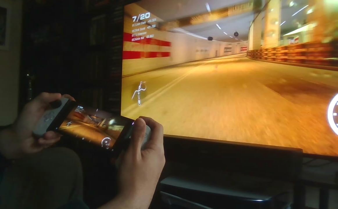 BACKBONE One Mobile Gaming Controller for iPhone (Lightning) - 2nd Gen - Turn Your iPhone into a Gaming Console - Play Xbox, PlayStation, PC, & App Games (3 Months Apple Arcade Included) - Customer Photo 3