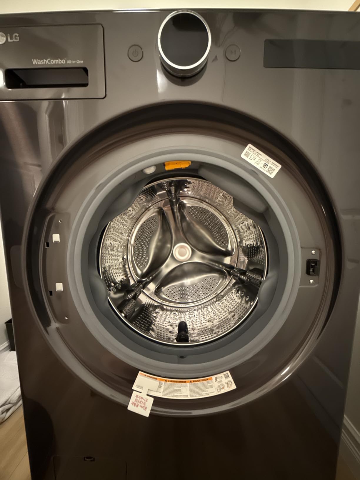 LG WM6998HBA Ventless Washer/Dryer Combo LG WashCombo All-in-One 5.0 cu. ft. Mega Capacity with Inverter HeatPump Technology and Direct Drive Motor - Customer Photo 2