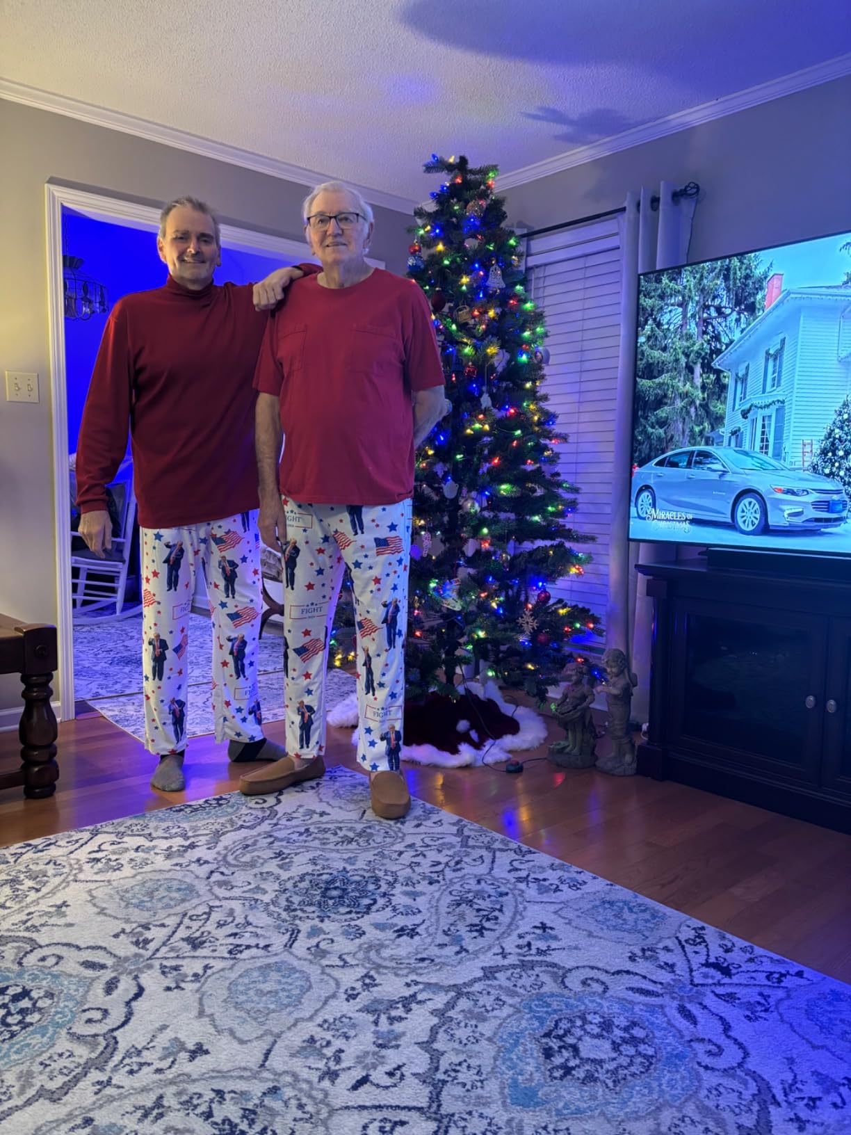 SAMSUNG 85-Inch Class Neo QLED 4K QN90D Series Mini LED, Neo Quantum HDR+ Smart TV w/Dolby Atmos, Object Tracking Sound+, Motion Xcelerator, Real Depth Enhancer Pro, Alexa Built-in (QN85QN90D, 2024) - Customer Photo 3