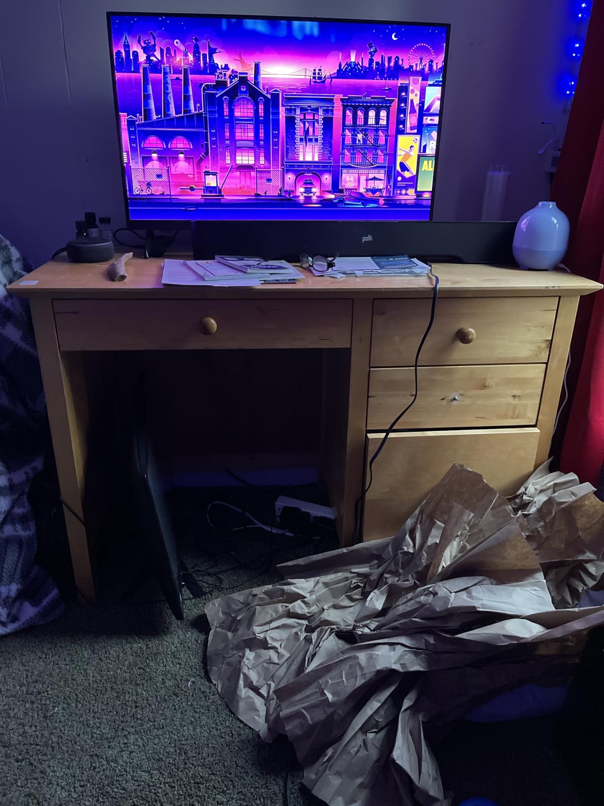 VIZIO 32-inch HD Smart TV 720p LED w/Alexa Compatibility, Google Cast Built-in, Bluetooth Headphone Capable (VHD32M-08, New) Customer Review VIZIO 32-inch HD Smart TV 720p LED w/Alexa Compatibility, Google Cast Built-in, Bluetooth Headphone Capable (VHD32M-08, New) - Customer Photo 2