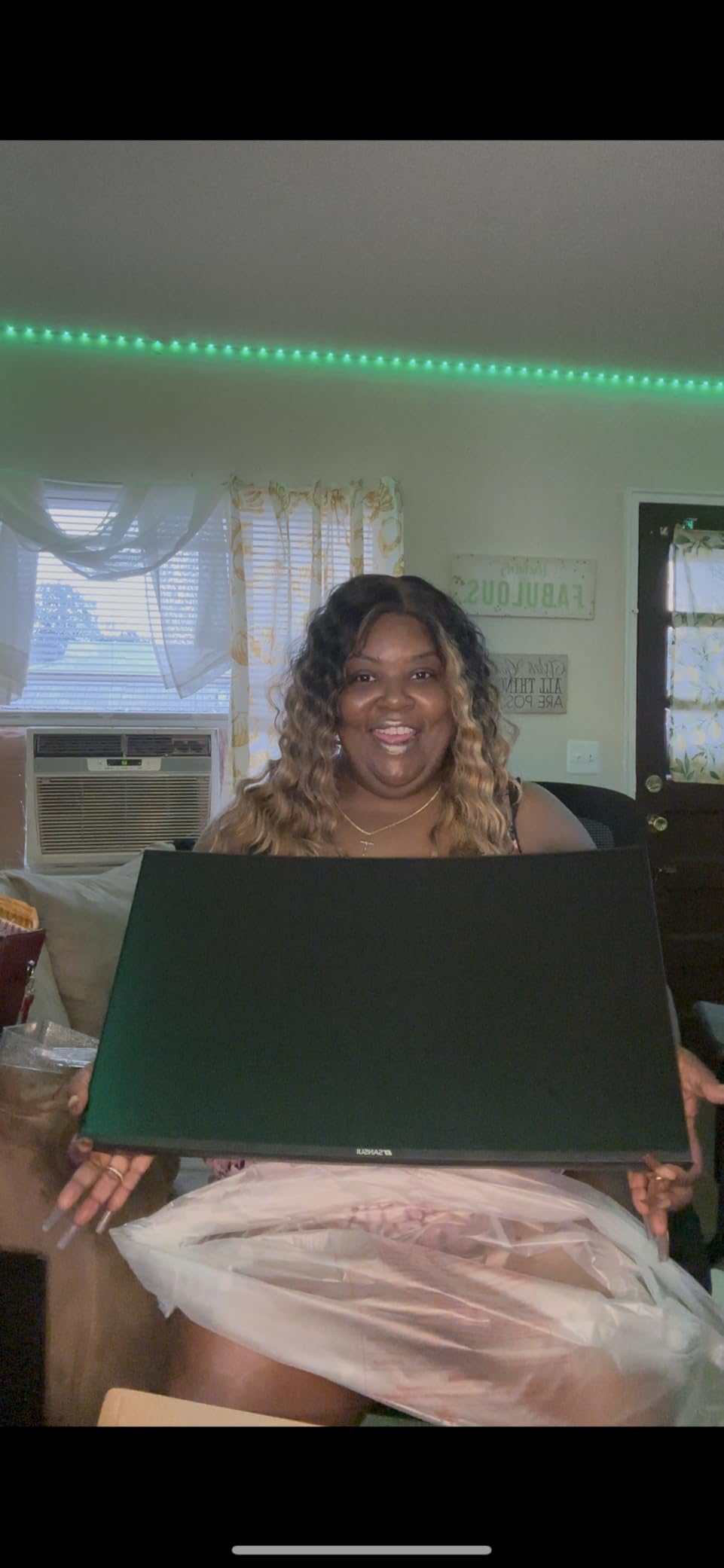 SANSUI 34-Inch Curved Gaming Monitor UWQHD 3440 x 1440 165Hz Curved 1500R - PIP/PBP, 1ms(MPRT), HDR, 300nits, sRGB 125%, DCI-P3 95%,FreeSync,HDMI x2,DP1.4 x2 (DP Cable Included) - Customer Photo 2