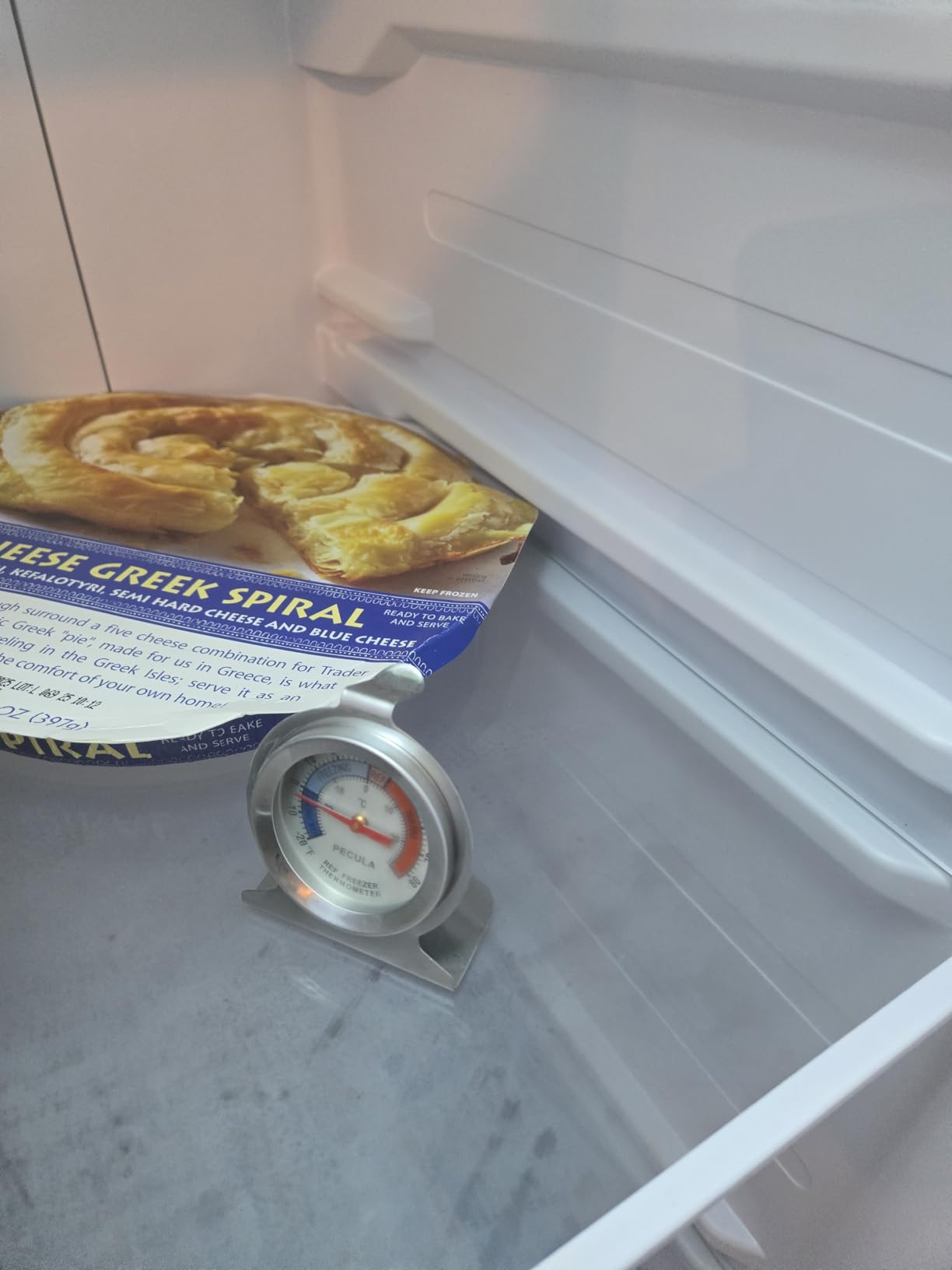 BLACK+DECKER 18 Cu. Ft. French Door Refrigerator with Built-in Ice Maker, Full Size Refrigerator with Bottom Mount Freezer Drawer, Frost Free, ENERGY STAR certified, BRF1800GIMS, Stainless Look - Customer Photo 2