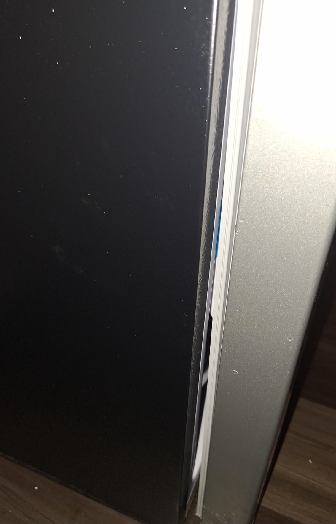 Frigidaire, 2 Door Apartment Size Refrigerator with Freezer, 7.5 cu ft, Adjustable Spill-Proof Shelves, Door & Crisper Bins, Platinum Silver, Garage Ready - Customer Photo 1