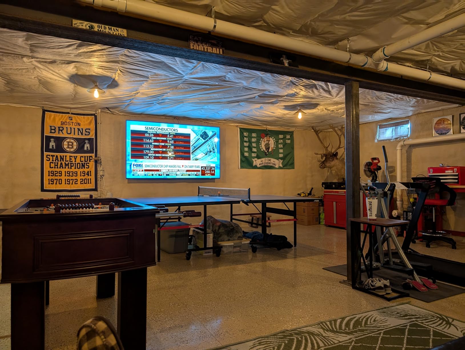 Hisense 85-Inch Class A6 Series 4K UHD Smart Roku TV (85A6NR, 2024 Model) - Dolby Vision HDR, DTS Studio Sound, Game Mode Plus, Alexa Compatibility, Black Customer Review Hisense 85-Inch Class A6 Series 4K UHD Smart Roku TV (85A6NR, 2024 Model) - Dolby Vision HDR, DTS Studio Sound, Game Mode Plus, Alexa Compatibility, Black - Customer Photo 3