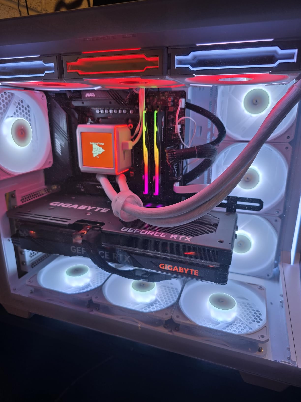 AMD Ryzen™ 9 9950X 16-Core, 32-Thread Unlocked Desktop Processor Customer Review AMD Ryzen™ 9 9950X 16-Core, 32-Thread Unlocked Desktop Processor - Customer Photo 3