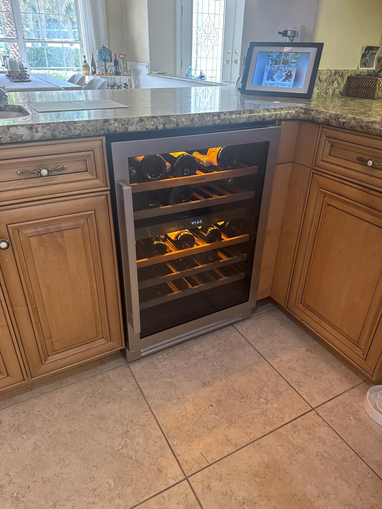 Ca'Lefort 24 Inch Wine Fridge, 54 Bottle Wine Cooler Refrigerator, 40-65°F Wine Refrigerator Glass Door, 3 LED Wine Fridge, Built-in or Freestanding Wine Fridge for Home/Bar/Kitchen (5.65 cu.ft) - Customer Photo 2