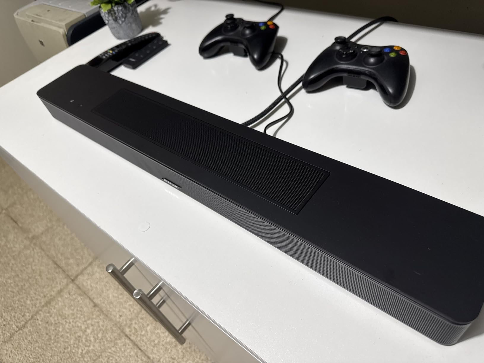 Bose Smart Dolby Atmos Soundbar, Bluetooth Soundbar Speaker with Voice Control and Amazon Alexa Built-in, Works with Google Assistant Capabilities, Black - Customer Photo 1