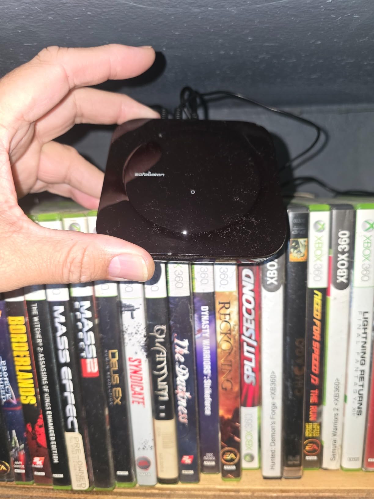 SofaBaton X1 Universal Remote, All-in-One Smart Universal Remote Control with Hub and App, Control Up to 60 IR/Bluetooth/WiFi Devices, Customize Activities Customer Review SofaBaton X1 Universal Remote, All-in-One Smart Universal Remote Control with Hub and App, Control Up to 60 IR/Bluetooth/WiFi Devices, Customize Activities - Customer Photo 1