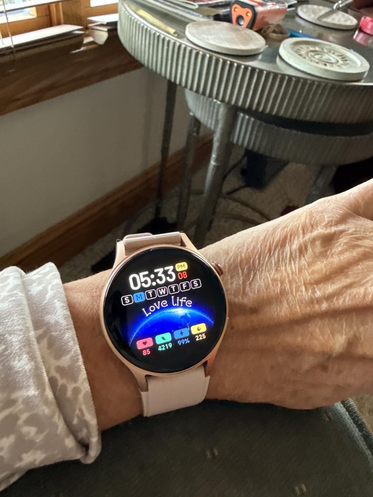 aeac Smart Watch for Women, 1.32'' AMOLED Ultra-Clear Screen Activity Trackers with Heart Rate/Sleep/SpO2 Monitor, Smartwatch for iPhone/Samsung/Android, 110+ Sport Modes Waterproof Fitness Watch - Customer Photo 3