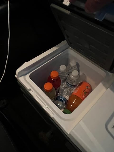 Alpicool 12 Volt Refrigerator 12V Car Fridge 10 Quart Small Car Refrigerator Portable Fridge 12/24V DC 110~240 Volt AC for Truck RV Camper SUV Portable Freezer Electric Cooler for Camping (-4℉-68℉) - Customer Photo 1