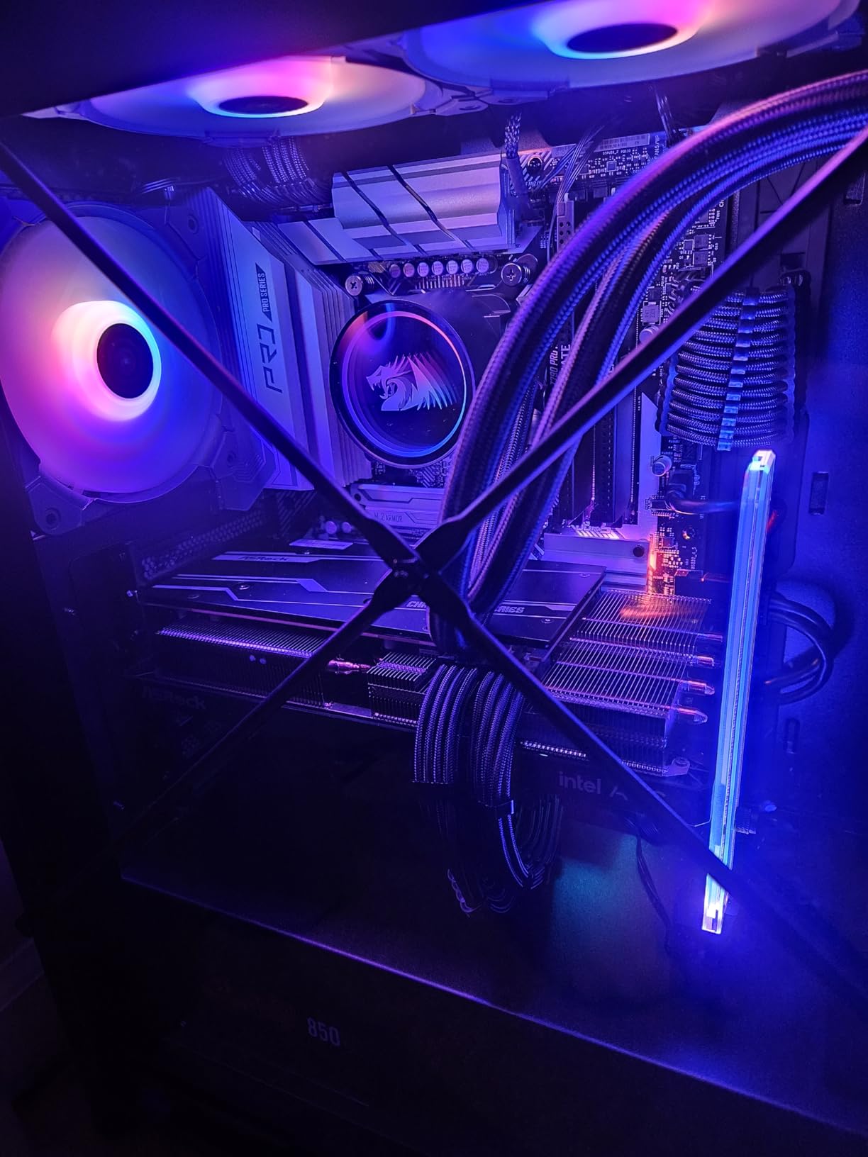 ASRock Intel Arc A750 Challenger SE 8GB OC 16 Gbps 256 bit GDDR6 7680 x 4320 Dual Fan 0dB Silent Cooling Video Graphics Card 650W - Customer Photo 3