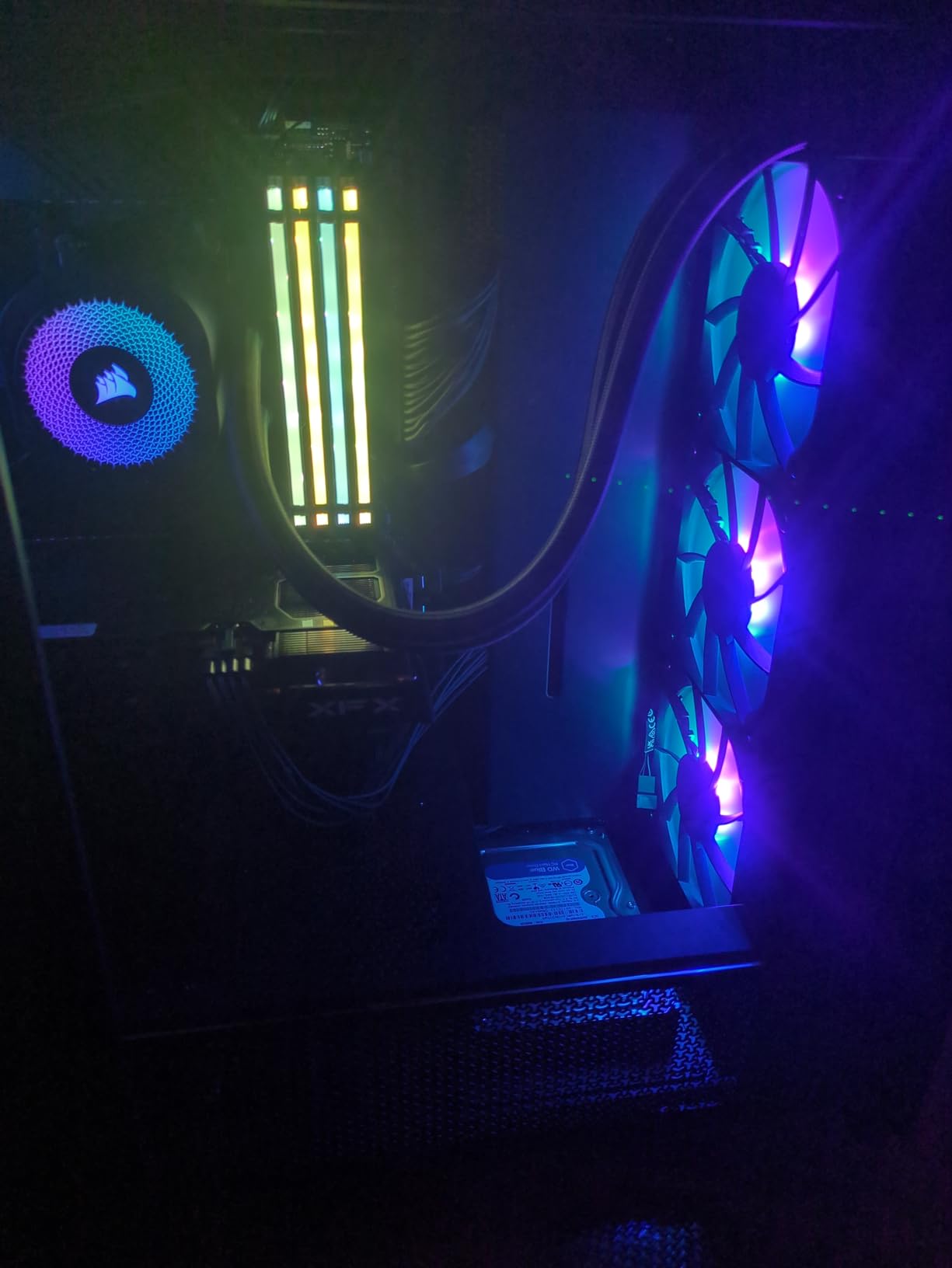 CORSAIR Nautilus 360 RS ARGB Liquid CPU Cooler – 360mm AIO – Low-Noise – Direct Motherboard Connection – Daisy-Chain – Intel LGA 1851/1700, AMD AM5/AM4 – 3X RS120 ARGB Fans Included – White Customer Review CORSAIR Nautilus 360 RS ARGB Liquid CPU Cooler – 360mm AIO – Low-Noise – Direct Motherboard Connection – Daisy-Chain – Intel LGA 1851/1700, AMD AM5/AM4 – 3X RS120 ARGB Fans Included – White - Customer Photo 1