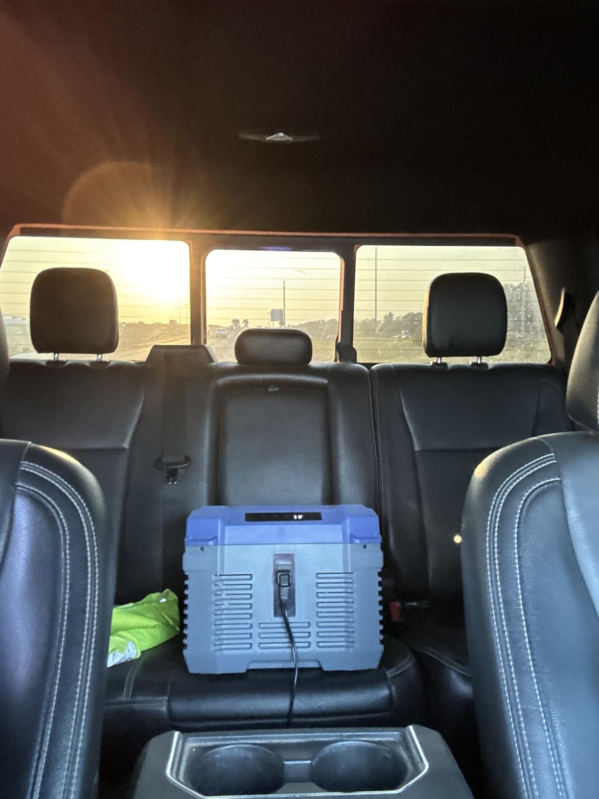 VEVOR Car Refrigerator, 12 Volt Car Refrigerator Fridge, 9 L Single Zone Portable Freezer, -4℉-68℉ Adjustable Range, 12/24V DC and 100-240V AC Compressor Cooler for Outdoor, Camping, RV - Customer Photo 1