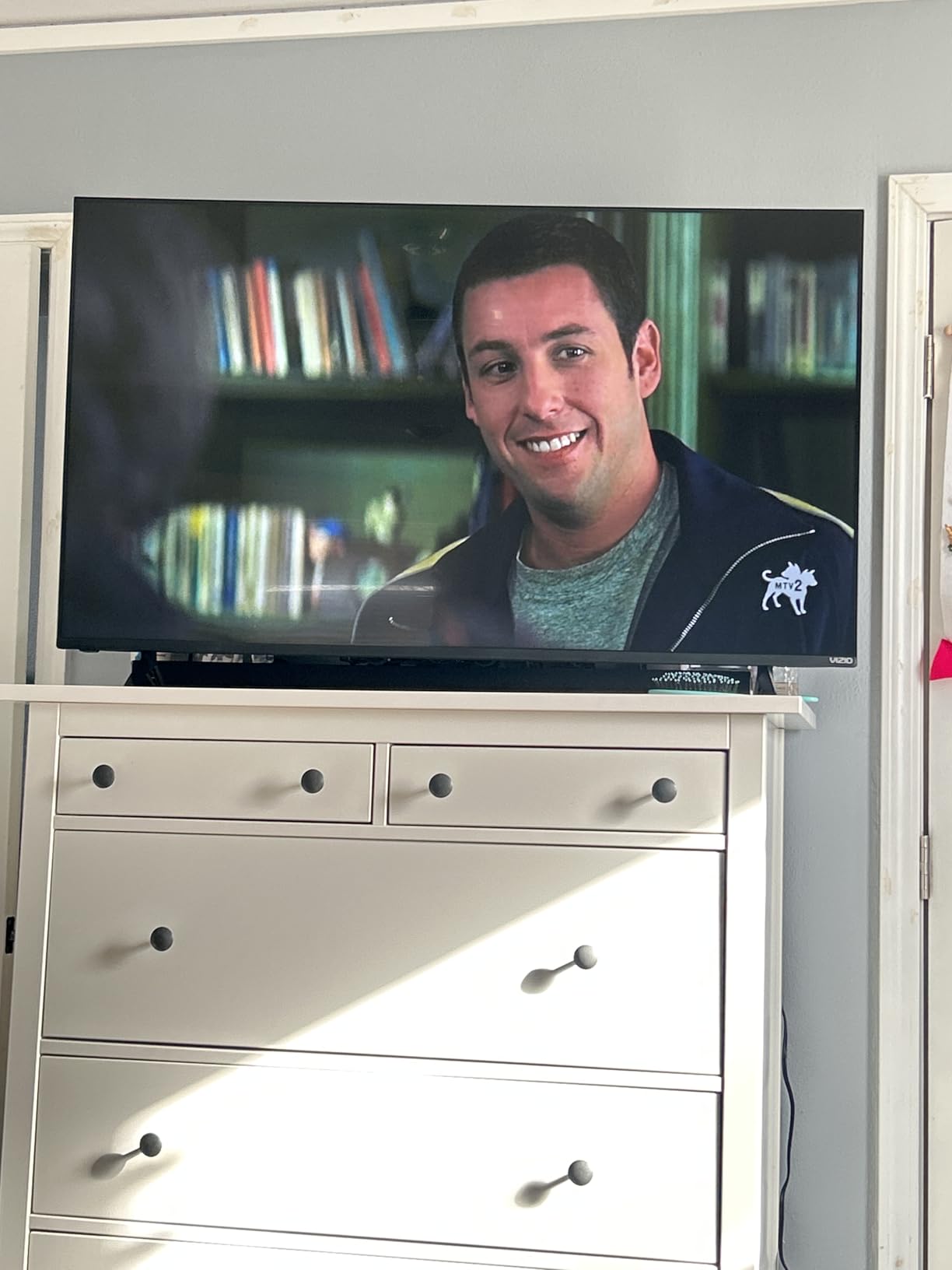 VIZIO V4K50M 50 inch Class 4K UHD HDR Smart TV (Renewed) - Customer Photo 1