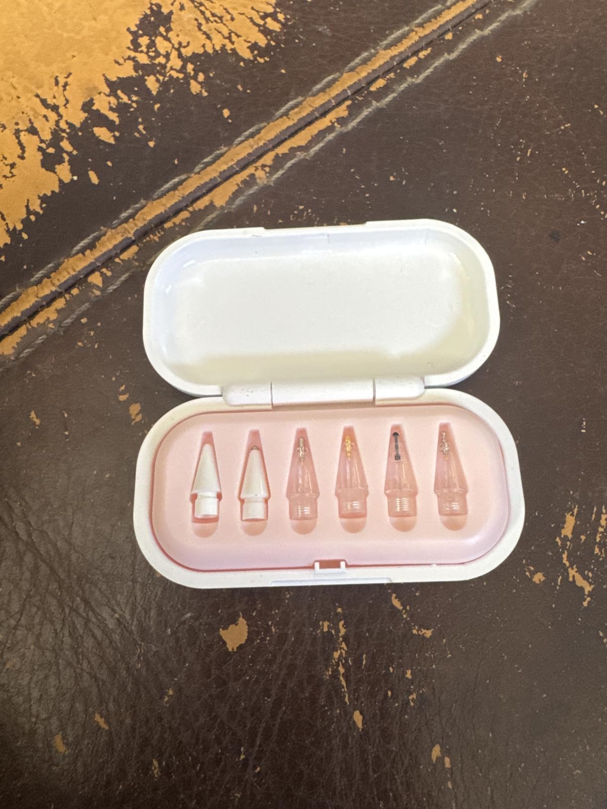 LOVE MEI Replacement Pencil Tips for Apple Pencil Pro,Upgraded Pen Tips fit for Apple 2nd 1st Gen USB-C,and Logitech Crayon Digital Pencil,Needle Pencil Tips with Case,IPad Pro Pencil Sets - Customer Photo 2