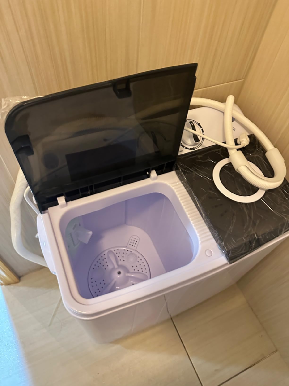 Giantex Portable Washing Machine, 17.6lbs Compact Washer Spinner Combo with Pump Drain, Twin Tub 11lbs Wash & 6.6lbs Spin, Lavadoras Portatiles for Apartment RV Dorm College (White & Blue) - Customer Photo 1