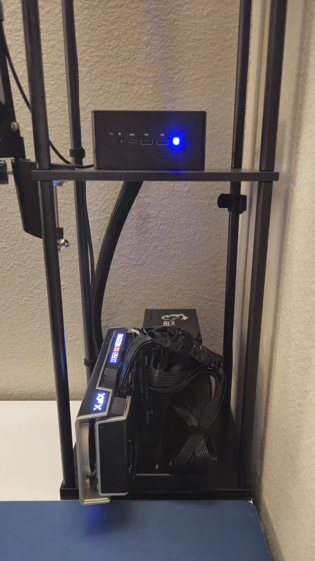 MINISFORUM DEG1 eGPU Dock, External GPU Docking Station for RTX 4090, AMD RX 7900 XTX, eGPU Enclosure Graphics Card Extension Support ATX/SFX Standard Power, Oculink Expansion Graphics Docking Station customer photo 1