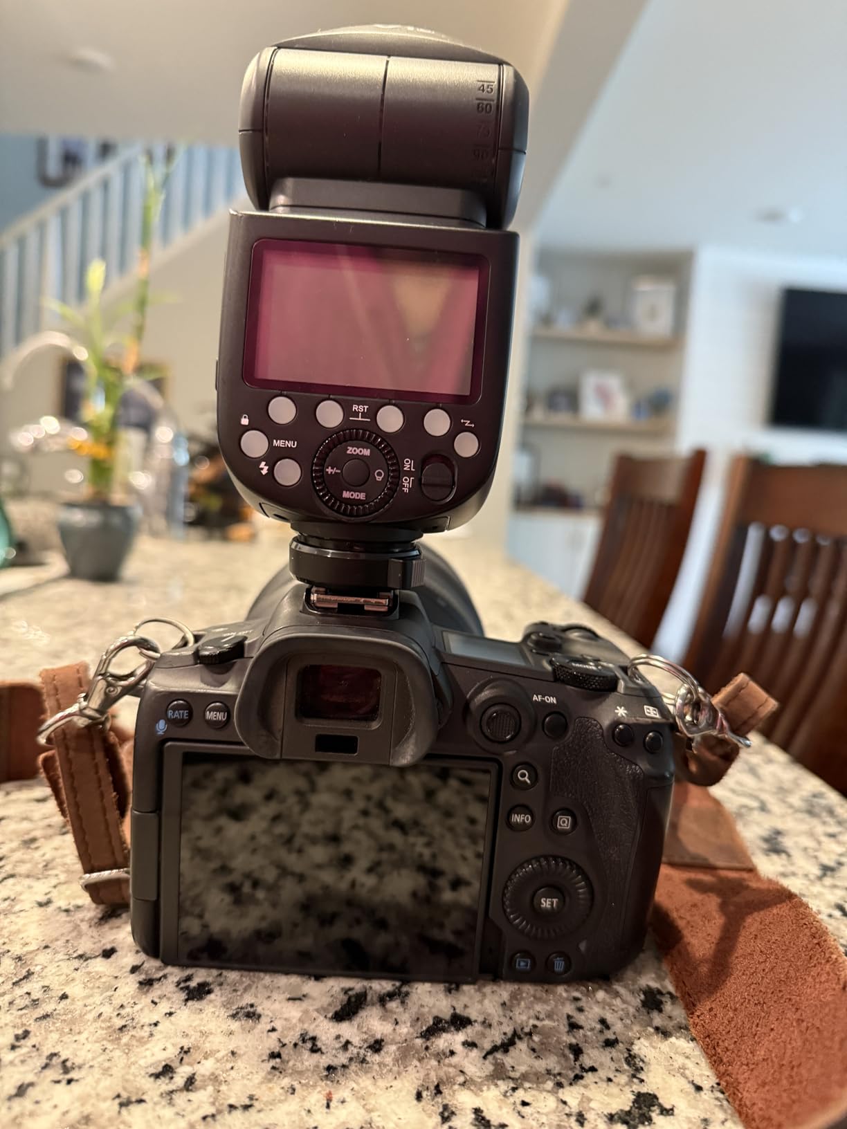 Godox V1 V1-C V1C USA Version Camera Flash for Canon Camera Flash Speedlite Speedlight,76Ws 2.4G TTL1/8000 HSS,480 Full Power Shots,1.5s Recycle Time,2600mAh Li-ion Battery,10 Levels LED Modeling Lamp - Customer Photo 1