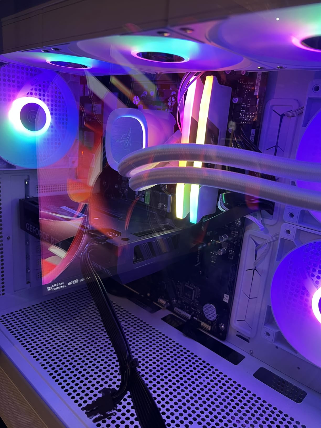 Skytech Gaming Azure 3 Desktop PC, Ryzen 7 9700X 3.8 GHz (5.5GHz), NVIDIA RTX 4060 8GB, 1TB NVMe SSD, 16GB DDR5 RAM 6000, 650W Gold PSU, 360mm ARGB AIO, Wi-Fi, Win 11 Customer Review Skytech Gaming Azure 3 Desktop PC, Ryzen 7 9700X 3.8 GHz (5.5GHz), NVIDIA RTX 4060 8GB, 1TB NVMe SSD, 16GB DDR5 RAM 6000, 650W Gold PSU, 360mm ARGB AIO, Wi-Fi, Win 11 - Customer Photo 1