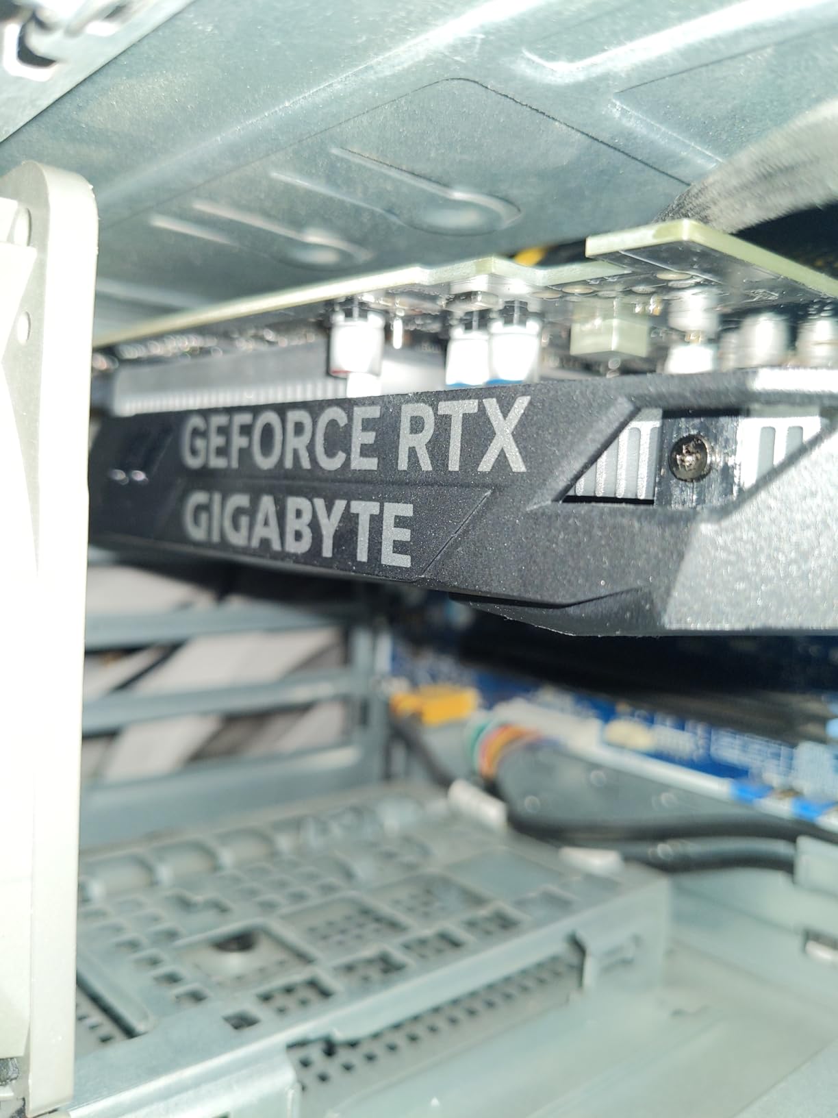 GIGABYTE GeForce RTX 3050 WINDFORCE OC V2 6G Graphics Card, 2X WINDFORCE Fans, 6GB GDDR6 96-bit GDDR6, GV-N3050WF2OCV2-6GD Graphics Card - Customer Photo 1
