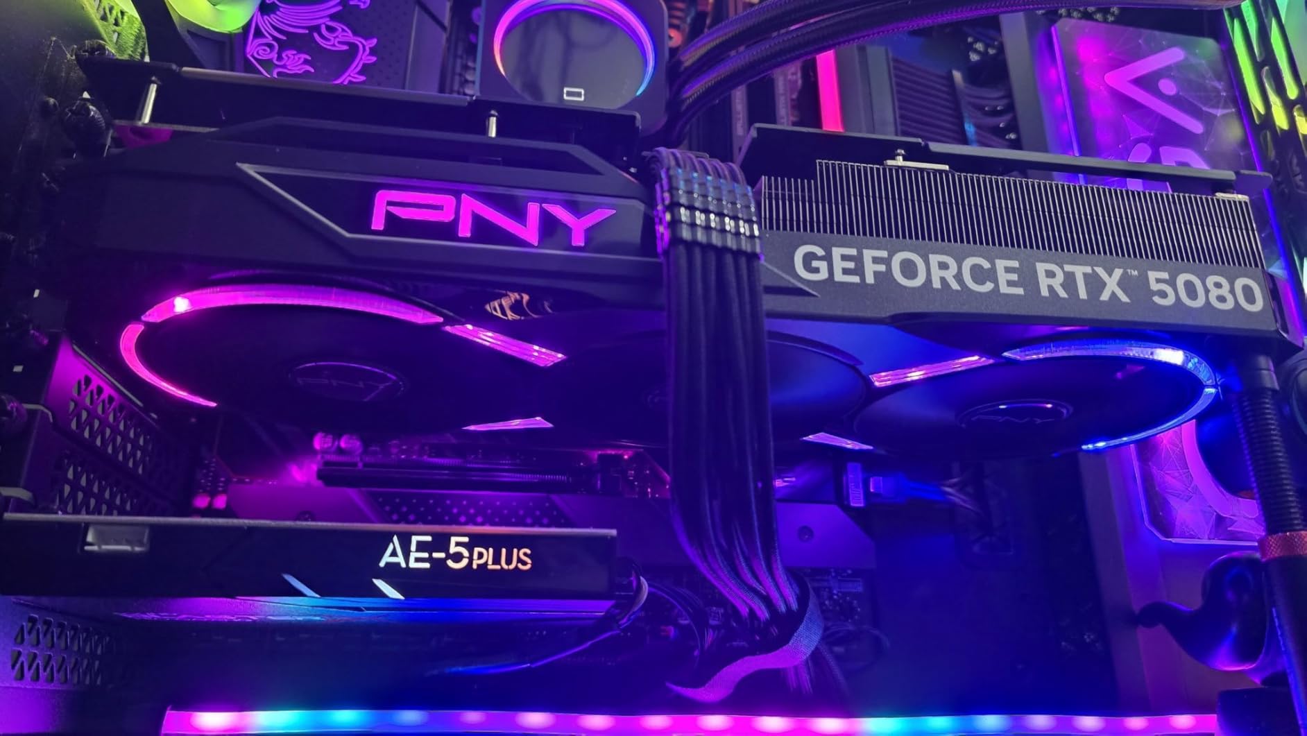 PNY NVIDIA GeForce RTX™ 5080 Epic-X™ ARGB OC Triple Fan, Graphics Card (16GB GDDR7, 256-bit, Boost Speed: 2775 MHz, PCIe® 5.0, HDMI®/DP 2.1, 2.99-Slot, NVIDIA Blackwell Architecture, DLSS 4) - Customer Photo 3