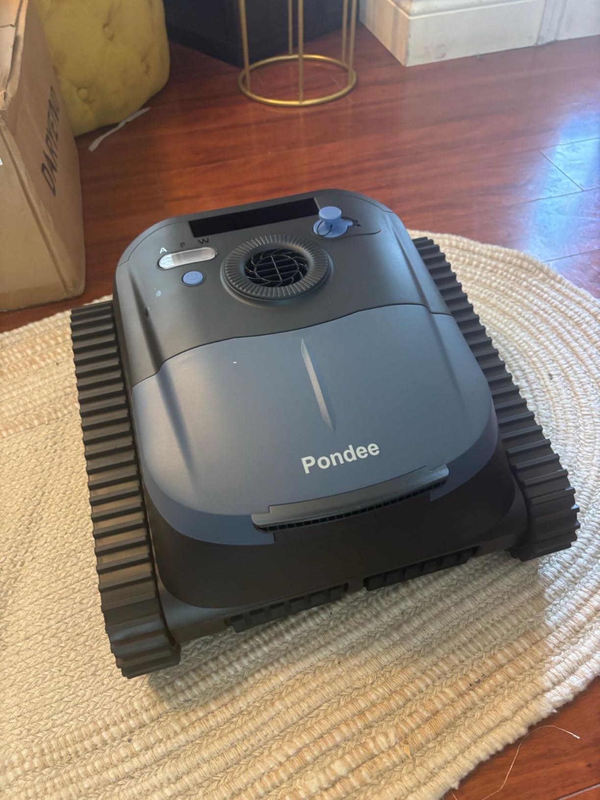 X5 Cordless Robotic Pool Cleaner, Wall & Waterline Cleaning, Smart Navigation, Smart Precision Docking™, 180Mins Runtime, 4 Cleaning Modes, Pool Vacuum for Inground Pools up to 3,229 sq.ft Customer Review X5 Cordless Robotic Pool Cleaner, Wall & Waterline Cleaning, Smart Navigation, Smart Precision Docking™, 180Mins Runtime, 4 Cleaning Modes, Pool Vacuum for Inground Pools up to 3,229 sq.ft - Customer Photo 2