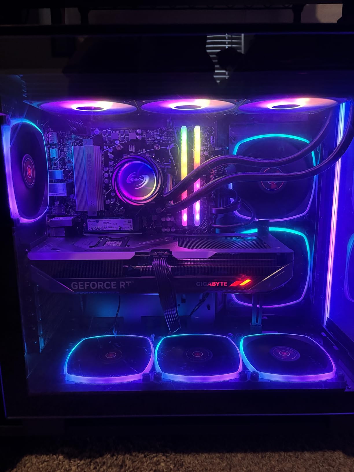 Skytech King 95 Gaming PC Desktop, Ryzen 7 9700X 3.8 GHz (5.5GHz Turbo Boost), NVIDIA RTX 5070 12GB GDDR7, 1TB Gen4 SSD, 32GB DDR5 RAM 6000 RGB, 850W Gold PSU, 360mm ARGB AIO, Wi-Fi, Win 11 Home Customer Review Skytech King 95 Gaming PC Desktop, Ryzen 7 9700X 3.8 GHz (5.5GHz Turbo Boost), NVIDIA RTX 5070 12GB GDDR7, 1TB Gen4 SSD, 32GB DDR5 RAM 6000 RGB, 850W Gold PSU, 360mm ARGB AIO, Wi-Fi, Win 11 Home - Customer Photo 3