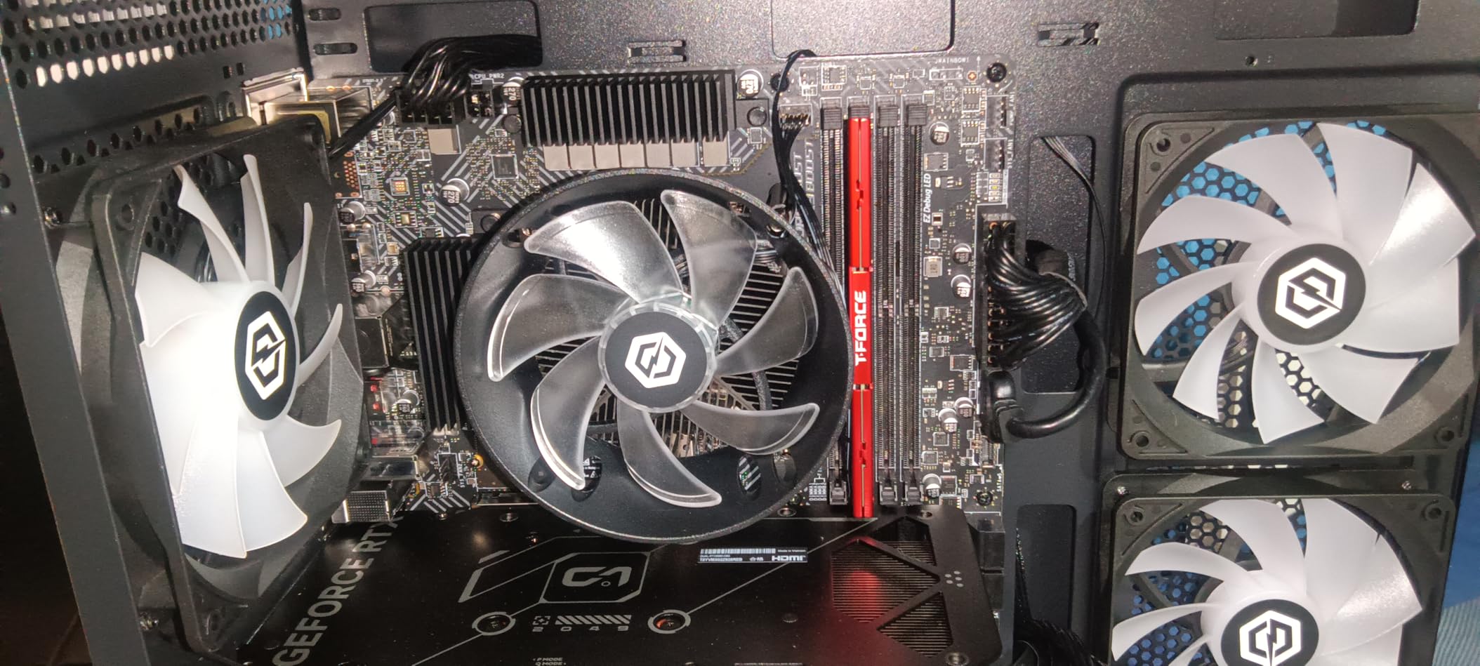 CyberPowerPC Gamer Xtreme VR Gaming PC, Intel Core i9-14900KF 3.2GHz, GeForce RTX 5070 12GB, 32GB DDR5, 2TB PCIe 4.0 SSD, WiFi Ready & Windows 11 Home (GXiVR8080A39) - Customer Photo 1