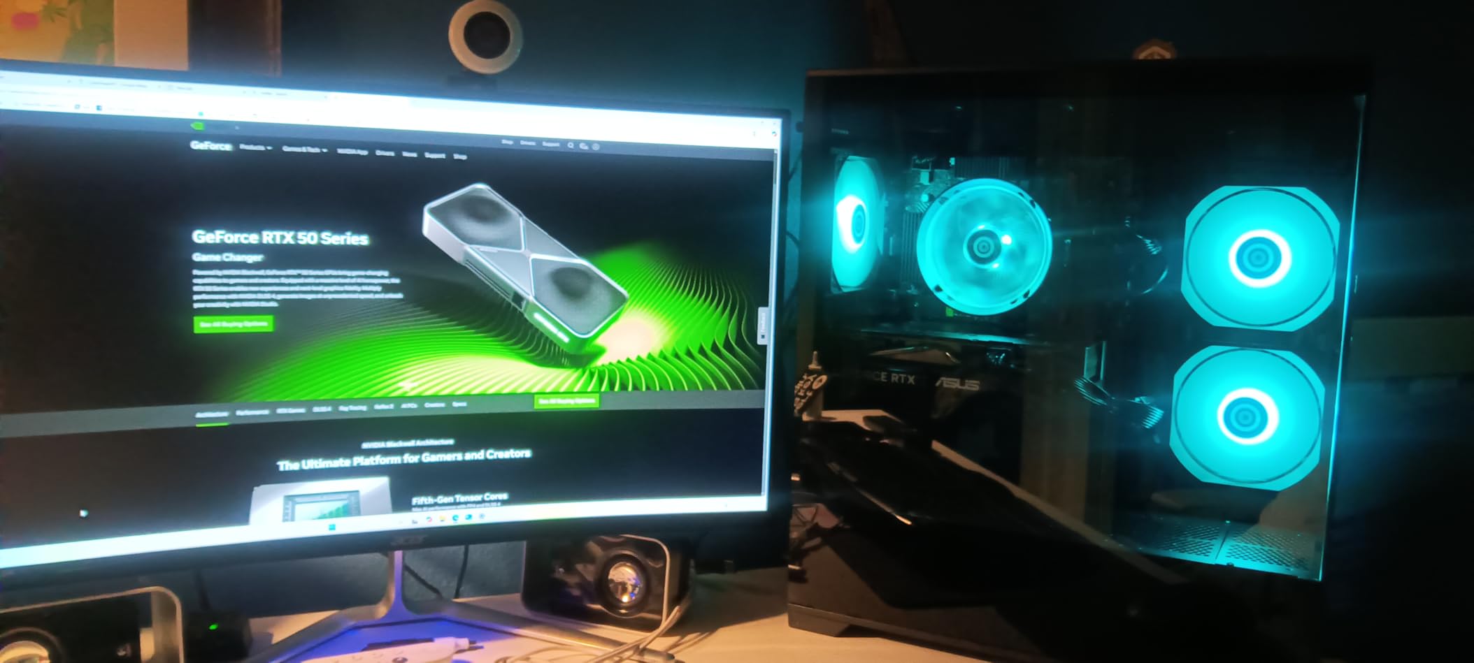 CyberPowerPC Gamer Xtreme VR Gaming PC, Intel Core i9-14900KF 3.2GHz, GeForce RTX 5070 12GB, 32GB DDR5, 2TB PCIe 4.0 SSD, WiFi Ready & Windows 11 Home (GXiVR8080A39) - Customer Photo 2