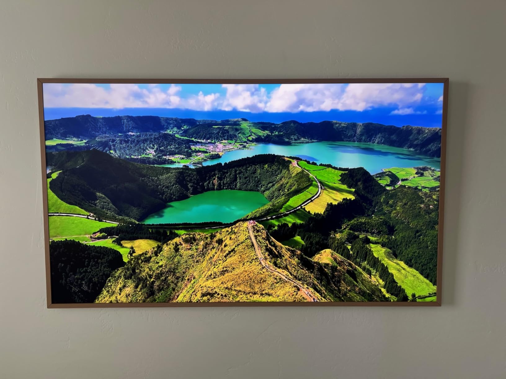 65-Inch Class The Frame LS03F 4K QLED Smart TV (2025 Model) Slim Fit Wall Mount, Modern Frame Design, NQ4 AI Gen2 Processor, Art Mode, Artful Picture Quality, Samsung Vision AI, Alexa Built-in customer photo 1