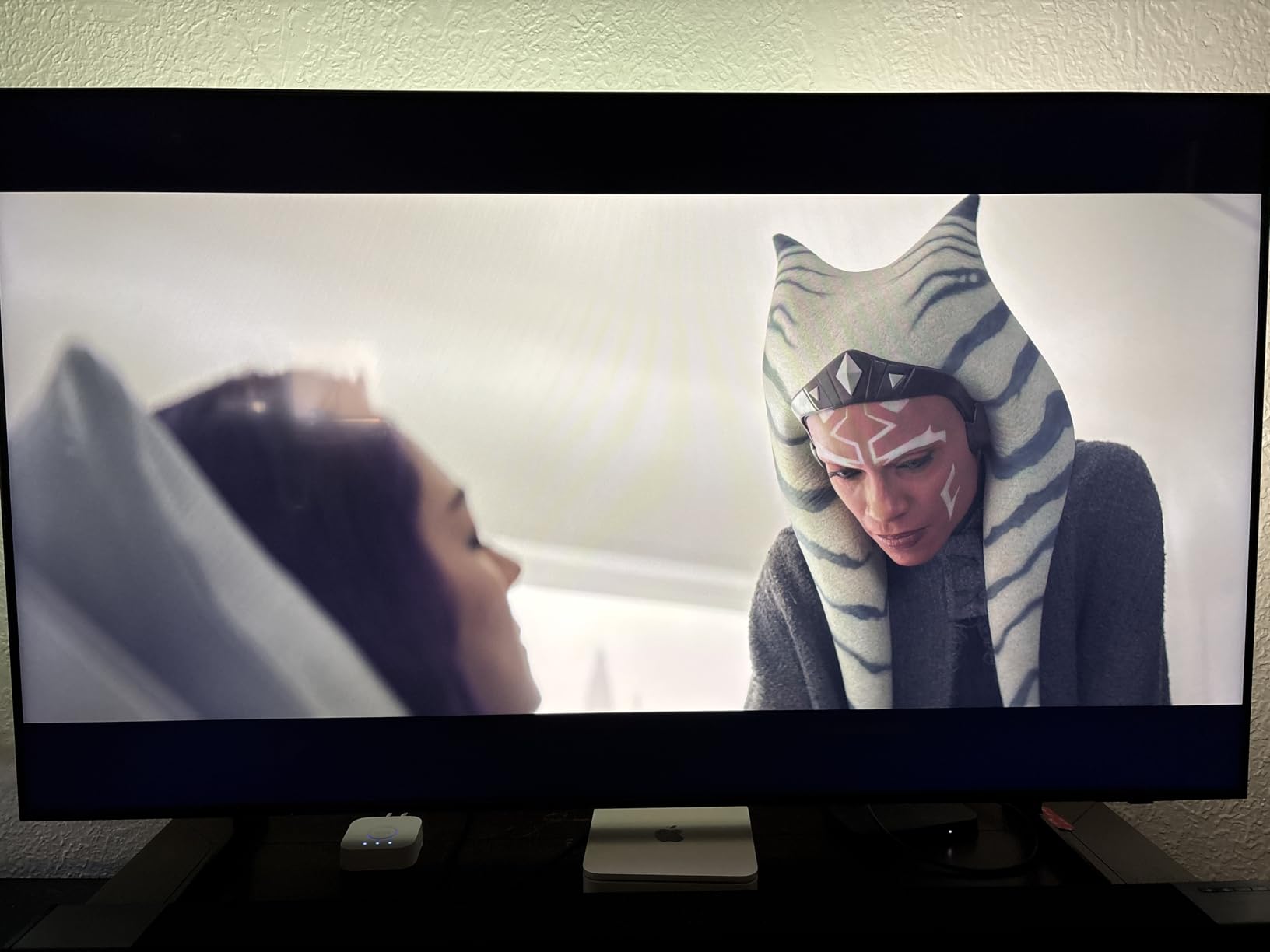 Samsung 43-Inch Class QLED Q7F Series Samsung Vision AI Smart TV (2025 Model, 43Q7F) Quantum HDR, Object Tracking Sound Lite, Q4 AI Gen1 Processor, 4K upscaling, Gaming Hub, Alexa Built-in - Customer Photo 3