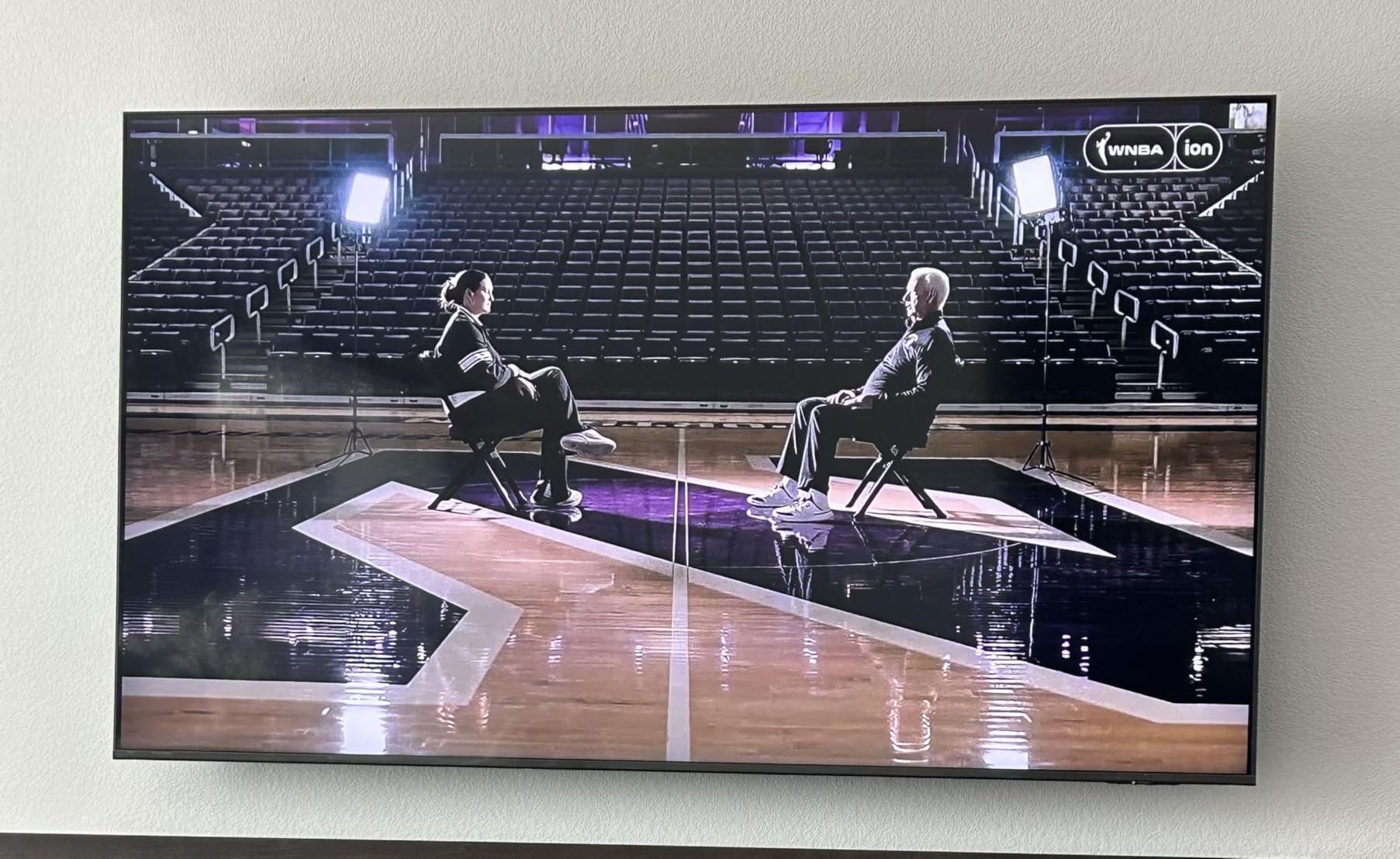 Samsung 55-Inch Class Neo QLED QN70F 4K Mini LED Smart TV (2025 Model) NQ4 AI Gen2 Processor, Quantum Matrix Technology Slim, Motion Xcelerator 144Hz, Samsung Vision AI, Alexa Built-in - Customer Photo 3