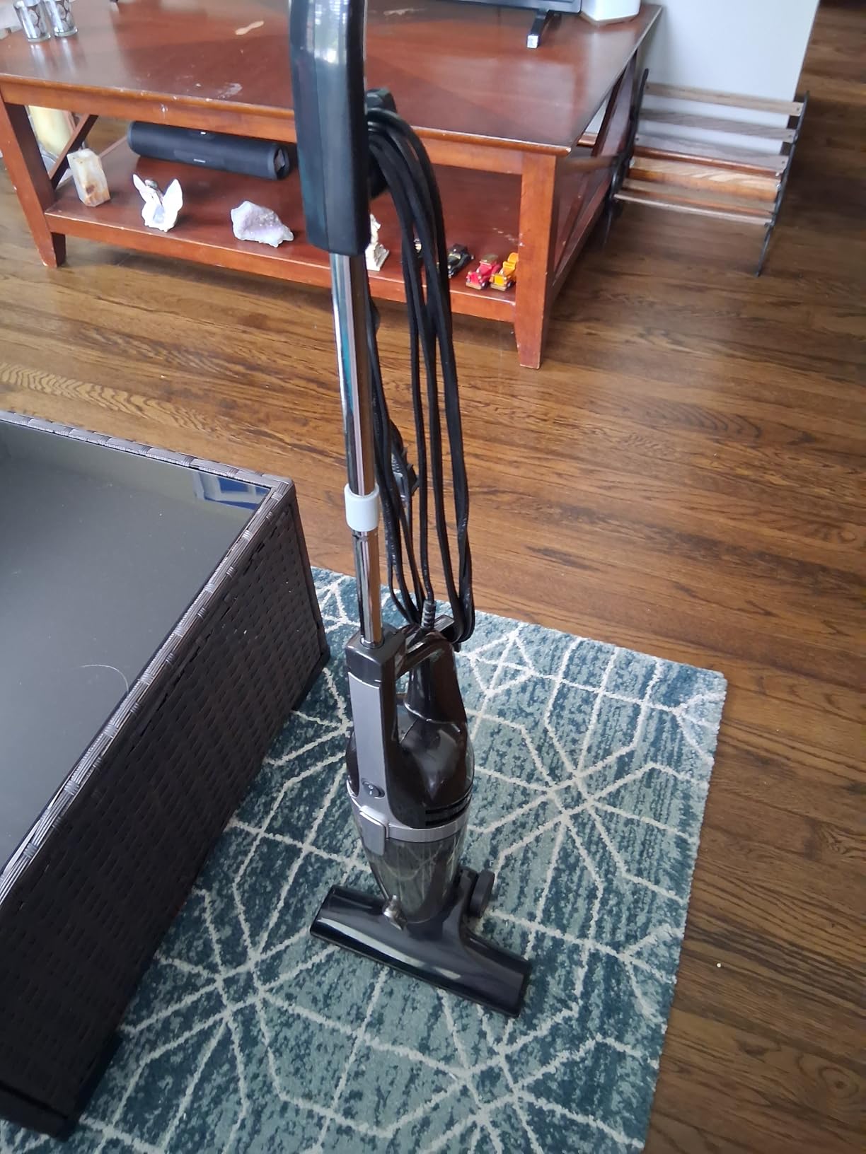 600W 20kpa Powerful Corded Stick Vacuum, 6 in 1 Ultra- Light Corded Vacuum Cleaner Converts to a Hand Vacuum for Pet Hair & Hard Floor - Customer Photo 1